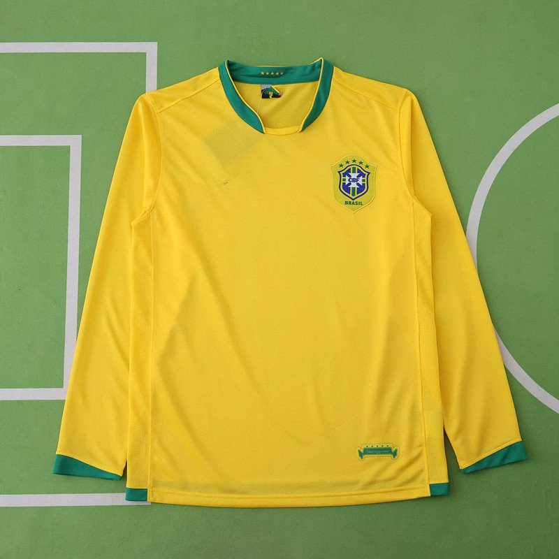13e2d2fea4 2006 season Brazil home Long sleeved retro Fan version - Image 1