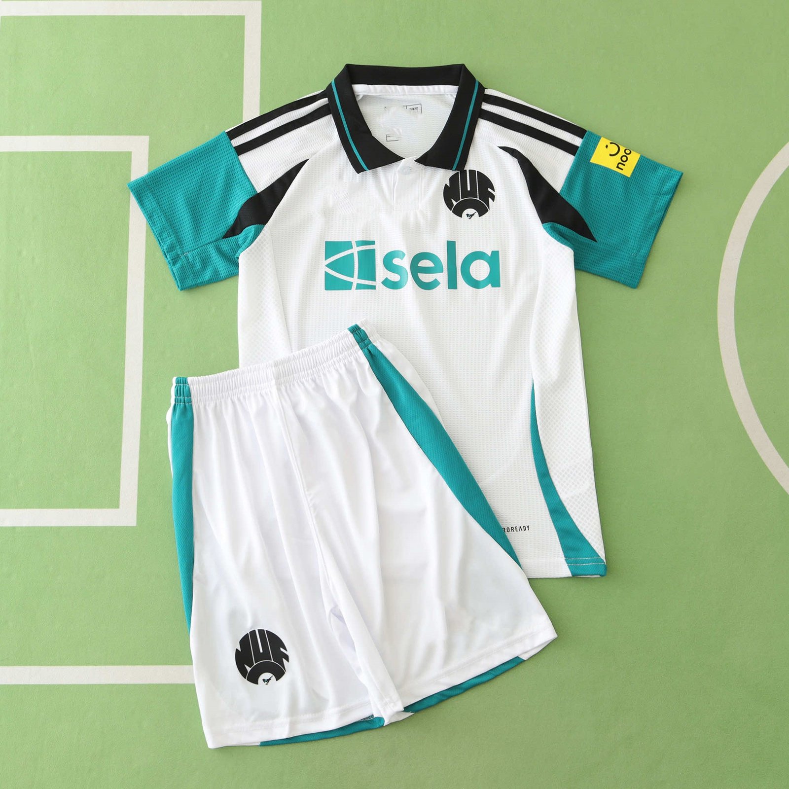 228e1169d1-1 2425 season Newcastle United F.C. third Kids kit - Image 1