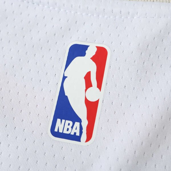 2425 NBA Atlanta Hawks 11#YOUNG - Image 8