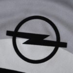 2001 season Paris Saint-Germain F.C. away retro Kids kit - Imagem 5