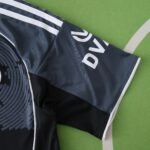 2526 season Eintracht Frankfurt Third Fan version - Image 7