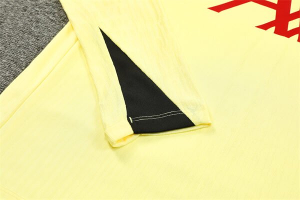 2425 Liverpool F.C. yellow Training suit set Player version - Billede 8