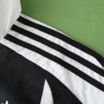 2425 Juventus F.C. Wear on both sides windbreaker - Image 10