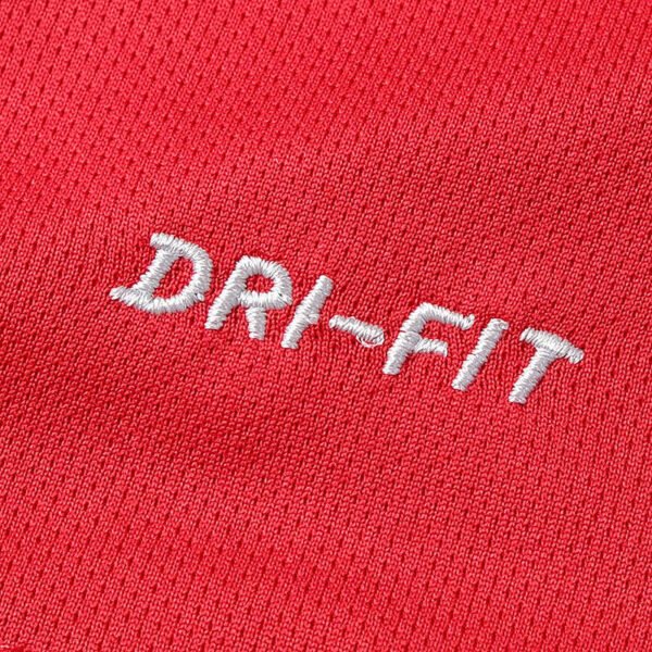 ⁦16 season Portugal home retro Fan version⁩ - الصورة ⁦3⁩