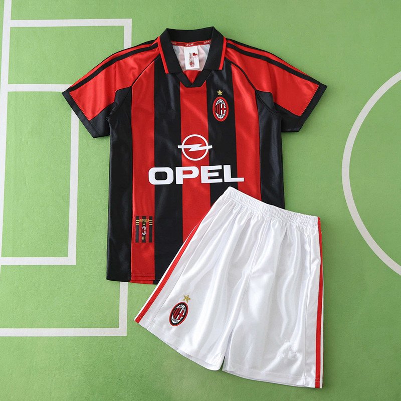 61eeac34c0 9899 A.C. Milan home retro Kids kit - Image 1