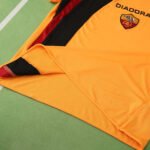 0506 season A.S. Roma home retro Fan version - Image 9