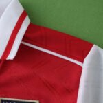 9697 Arsenal F.C. home retro Kids kit - Image 4