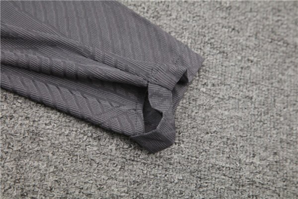 2425 Liverpool F.C. red Training suit set Player version - Billede 11