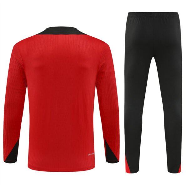 2425 Liverpool F.C. red Training suit set Player version - Image 13