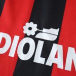 9091 A.C. Milan home retro Kids kit - Image 15