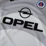2001 season Paris Saint-Germain F.C. away retro Kids kit - Imagem 6
