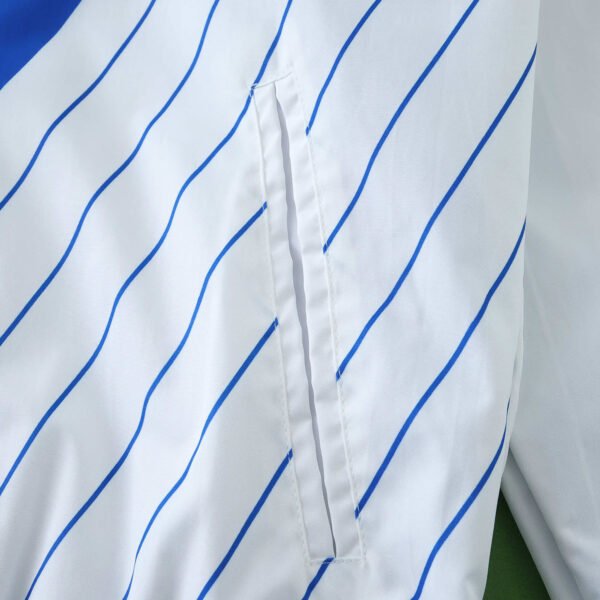 2425 Liverpool F.C. Wear on both sides windbreaker - Billede 5