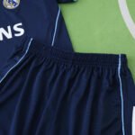 0506 season  Real Madrid CF away Kids kit - Image 7