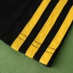 1112 Real Madrid CF goalkeeper retro Kids kit - Image 9