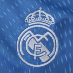 2526 season Real Madrid CF goalkeeper Fan version - Image 3