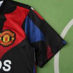 2425 Manchester United F.C. Training shirt Fan version - Image 5
