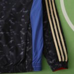 2425 Manchester United F.C. Wear on both sides windbreaker - Image 14