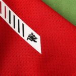 1011 season Manchester United F.C. home retro Fan version - Image 7