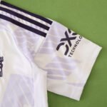 ⁦2526 season Manchester United F.C. away Kids kit⁩ - الصورة ⁦18⁩