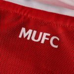 1011 season Manchester United F.C. home retro Fan version - Image 14