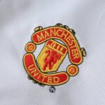 0506 season Manchester United F.C. home Kids kit - Image 11
