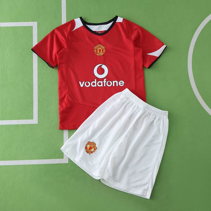 c8d46d485a 0506 Manchester United F.C. home retro Kids kit - Image 1
