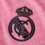 2526 season Real Madrid CF Goalkeeper Fan version - Image 5