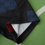 2425 season Manchester United F.C. Training shirt Fan version - Image 8